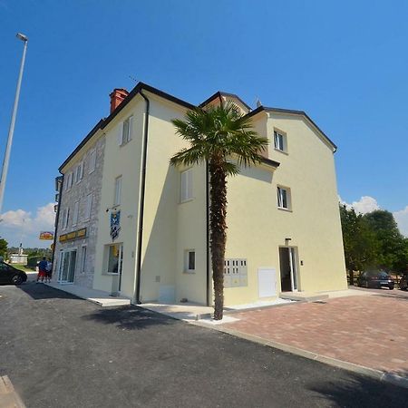 Stella Apartments Новиград Экстерьер фото