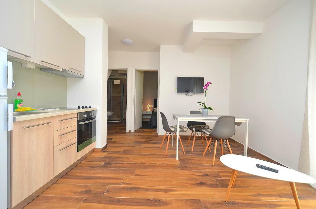 Stella Apartments Новиград Экстерьер фото