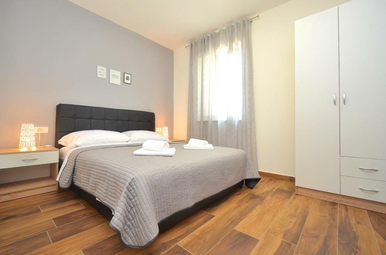Stella Apartments Новиград Экстерьер фото