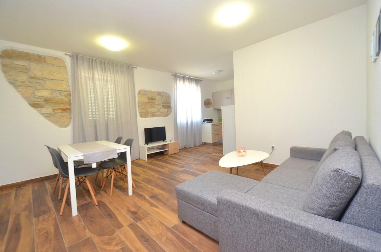 Stella Apartments Новиград Экстерьер фото