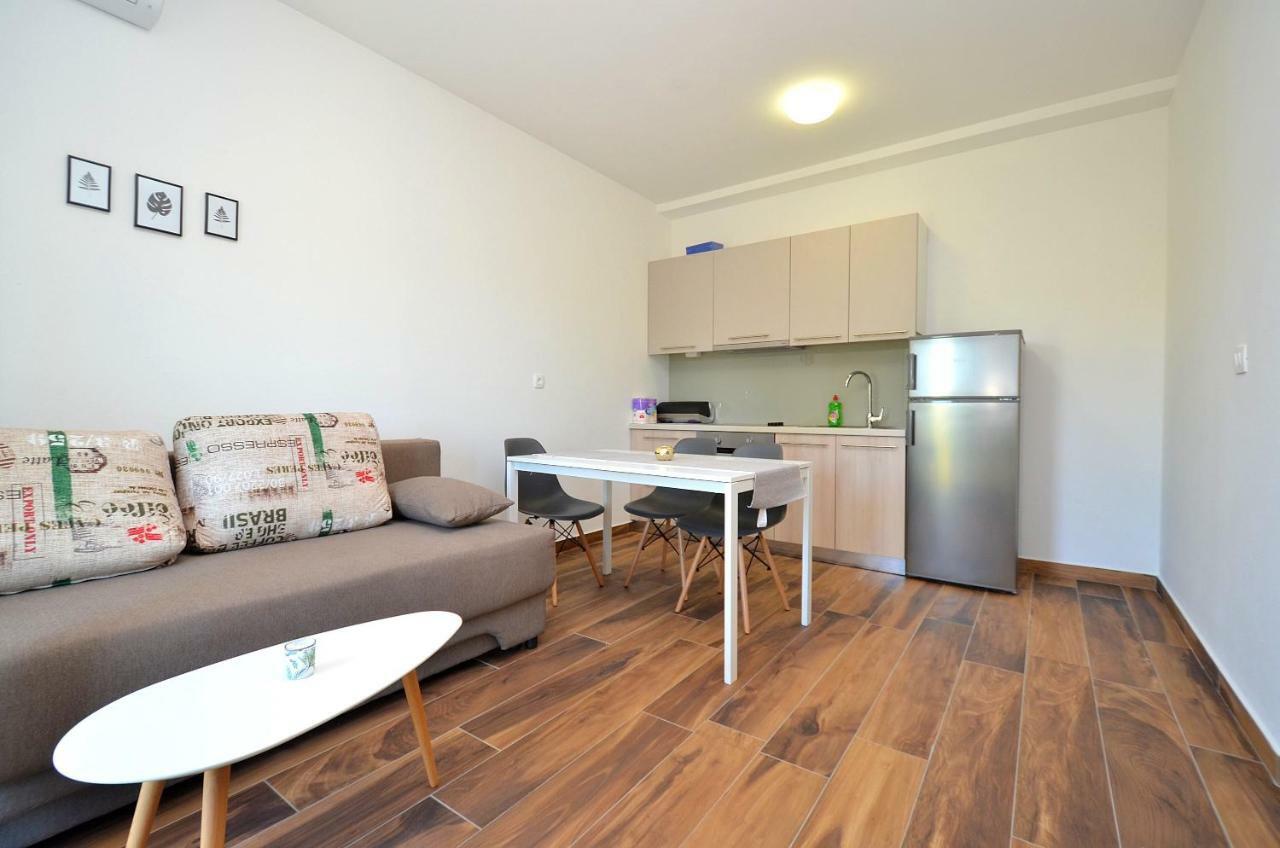 Stella Apartments Новиград Экстерьер фото