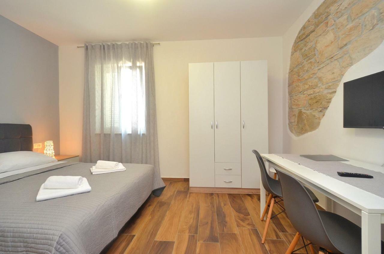 Stella Apartments Новиград Экстерьер фото
