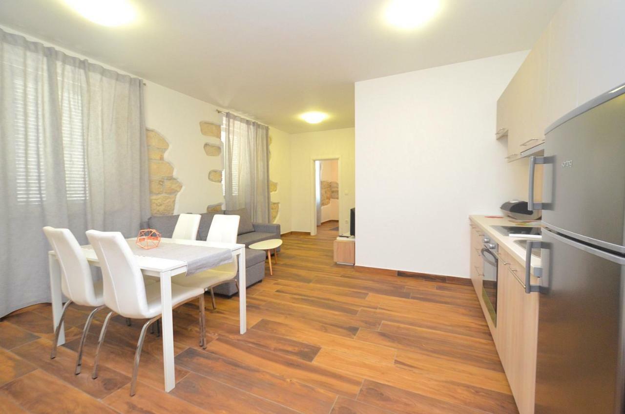 Stella Apartments Новиград Экстерьер фото