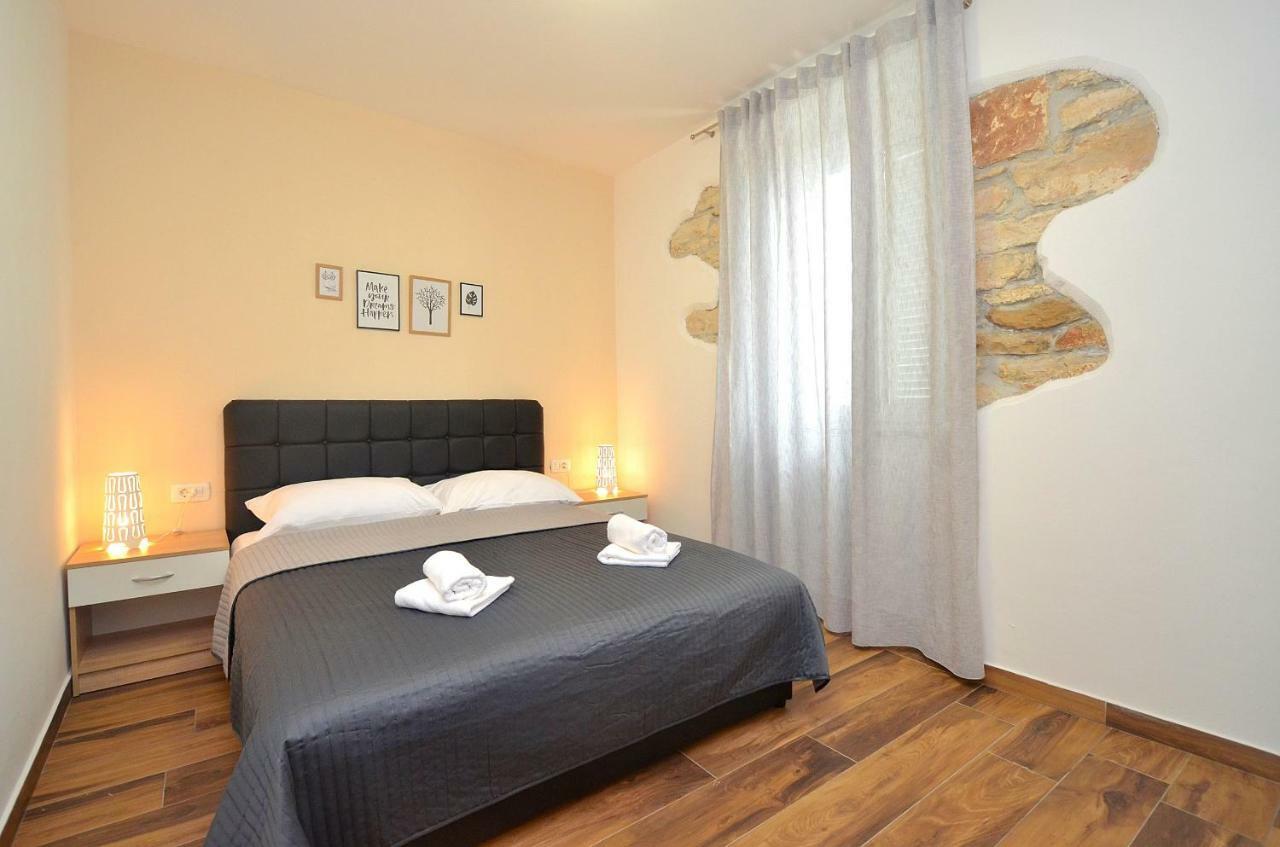 Stella Apartments Новиград Экстерьер фото