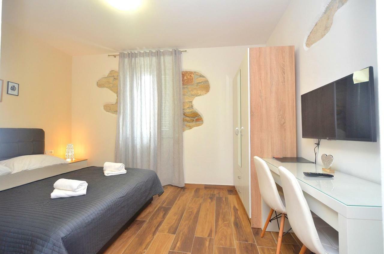 Stella Apartments Новиград Экстерьер фото