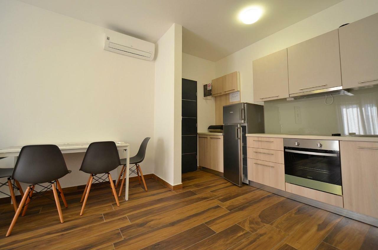 Stella Apartments Новиград Экстерьер фото