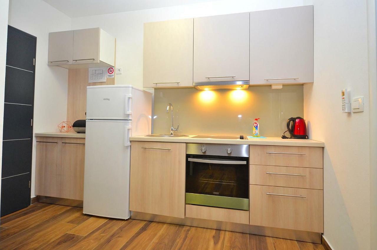 Stella Apartments Новиград Экстерьер фото